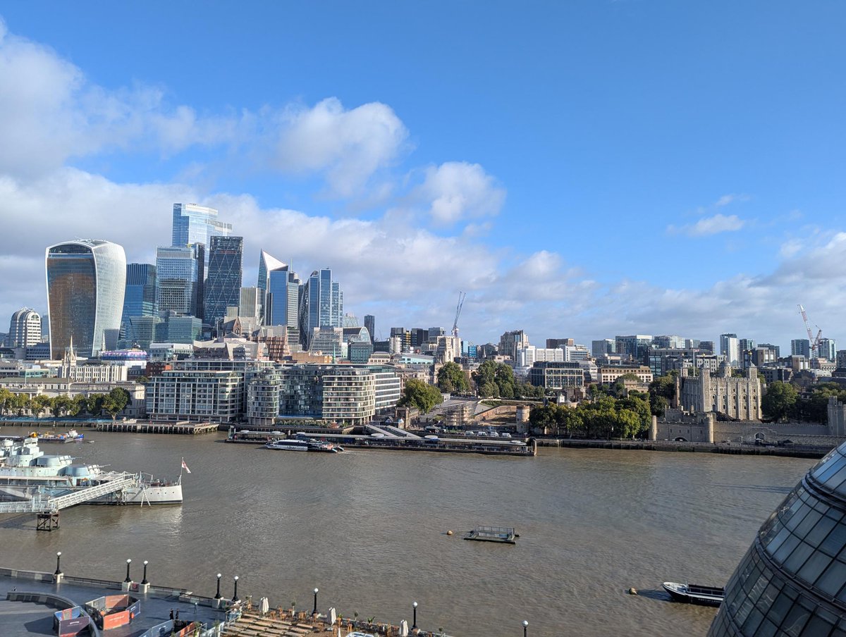 SEALNGcoalition's tweet image. LNG made a strong showing at @LISWOfficial, where the spotlight was firmly on pragmatic #decarbonisation.

SEA-LNG and the #LNG pathway were well represented across many events during LISW &amp;amp; discussions reflected the need to concentrate on #practical and realistic decarbonisation