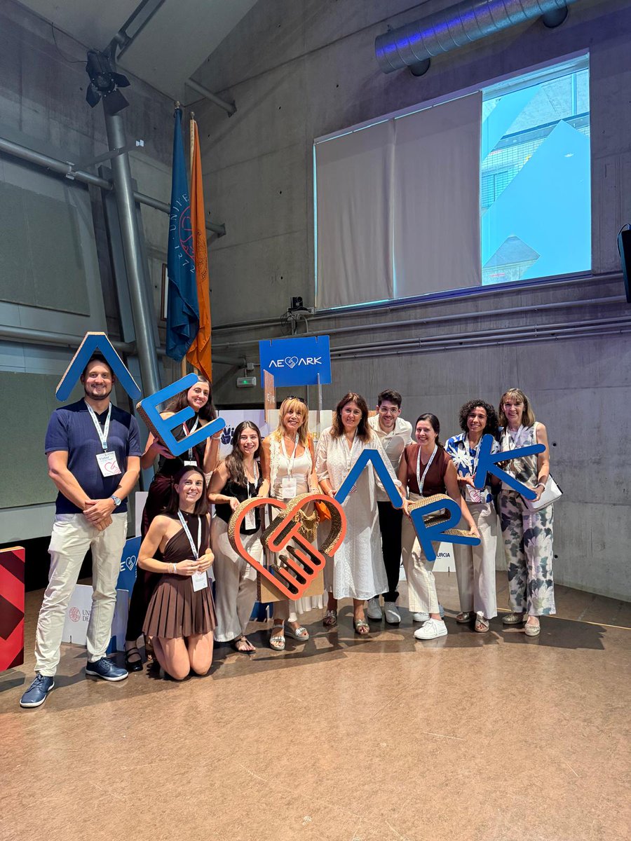 Qué maravilla #AEMARK25 #teamUVa  <a href="/UVa_es/">Gabinete de Comunicación Universidad de Valladolid</a> <a href="/AEMARK/">AEMARK</a>