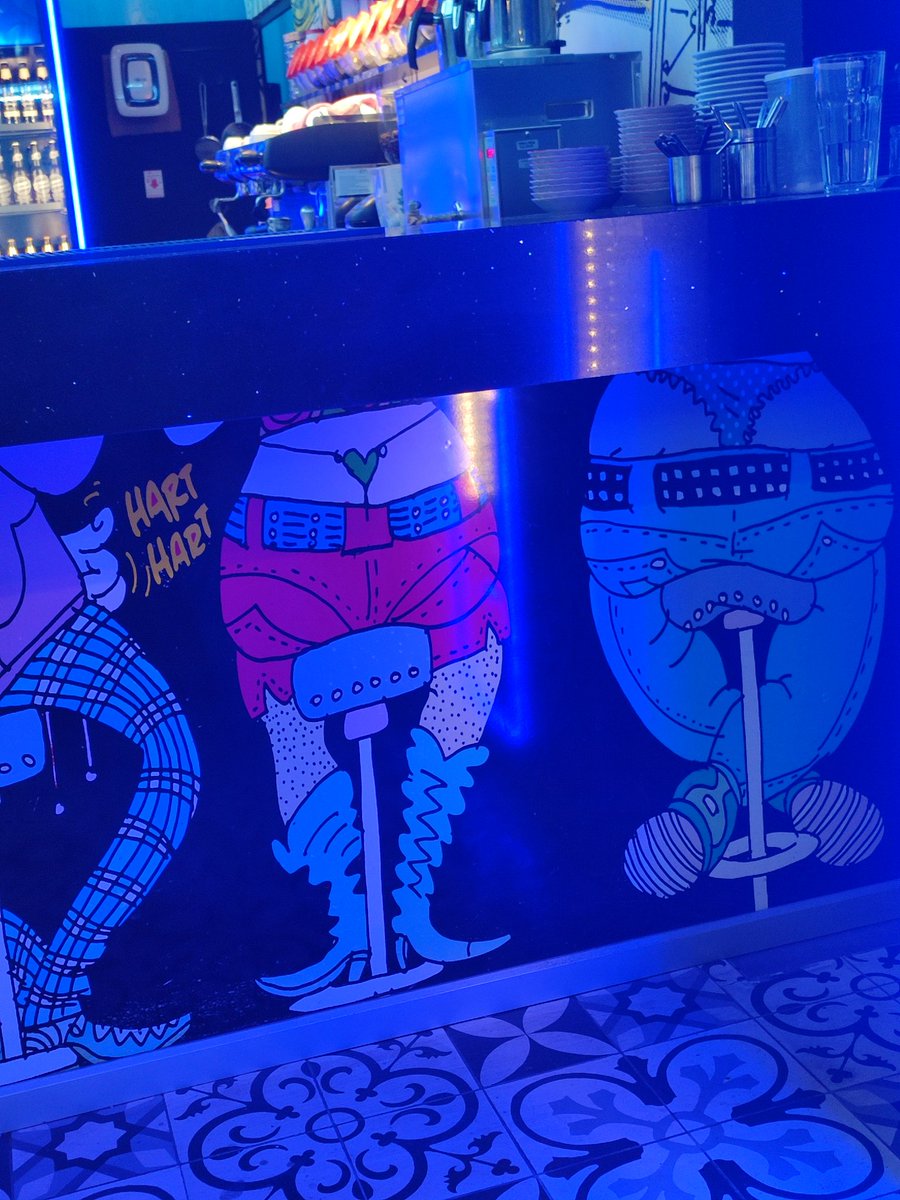 Mimar Selim Bey'in Yaprak Dökümü Ali Rıza Bey için tasarladığı bar