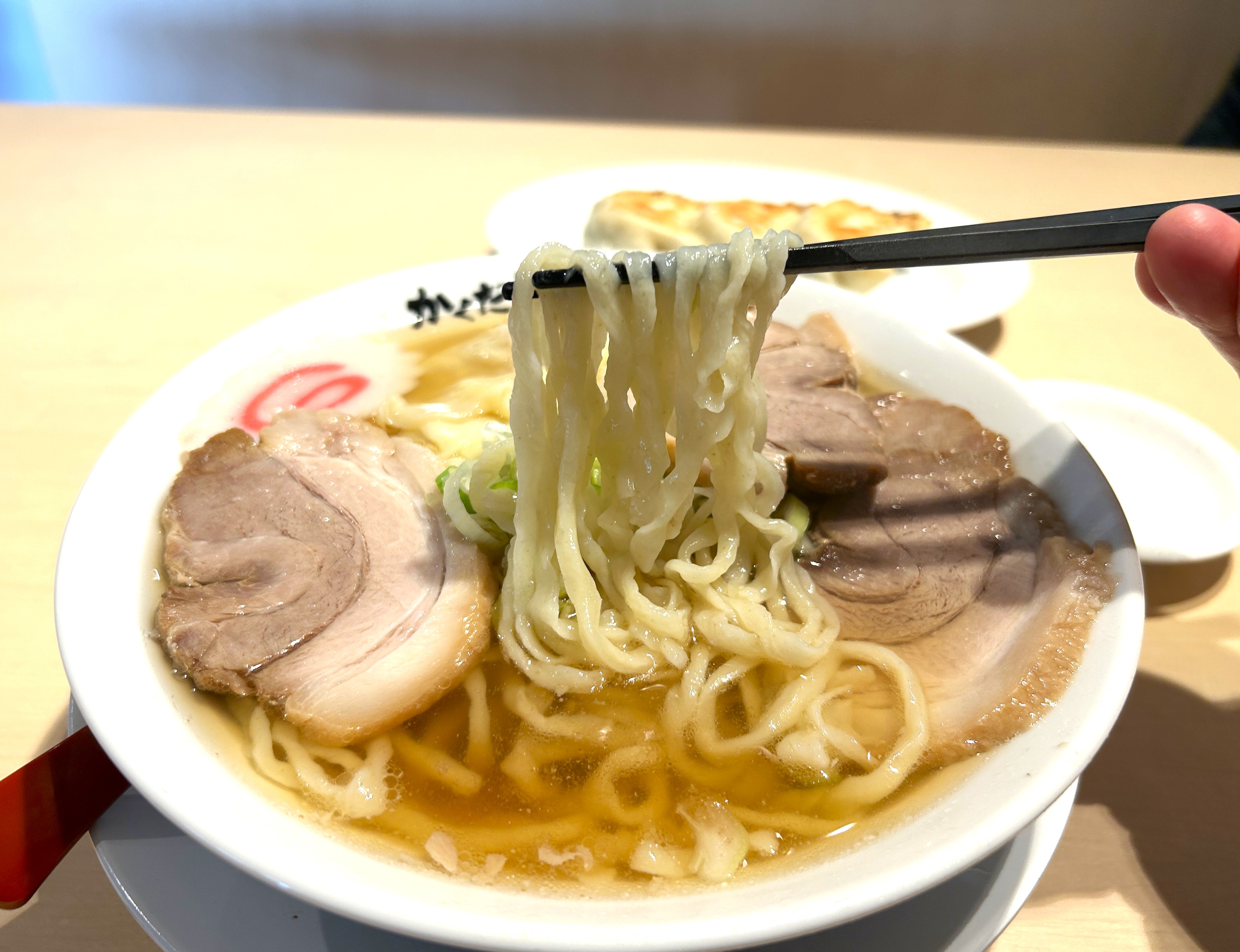 拉麺 AKIRAぱいせん。AKIRA焙煎。ブレンド珈琲 油屋珈琲焙煎店 蔵の豆