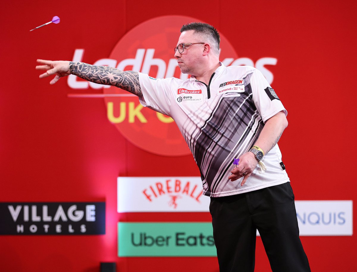 Rob Owen (@stackattack84) on Twitter photo Really pleased to be back on Euro Tour duty, and the fabulous city of Budapest.
Ryan Searle will be a tough opponent tonight, but I'm ready for the challenge.
Thanks for the support 🏴
<a href="/ModusDarts180/">MODUS Sports</a> <a href="/reddragondarts/">Red Dragon Darts</a> <a href="/IcelandFoods/">Iceland Foods ❄️</a> <a href="/EuroCommercials/">Euro Commercials</a> <a href="/EmpireFightingC/">Empire Fighting Chance</a> Really pleased to be back on Euro Tour duty, and the fabulous city of Budapest.
Ryan Searle will be a tough opponent tonight, but I'm ready for the challenge.
Thanks for the support 🏴
<a href="/ModusDarts180/">MODUS Sports</a> <a href="/reddragondarts/">Red Dragon Darts</a> <a href="/IcelandFoods/">Iceland Foods ❄️</a> <a href="/EuroCommercials/">Euro Commercials</a> <a href="/EmpireFightingC/">Empire Fighting Chance</a>