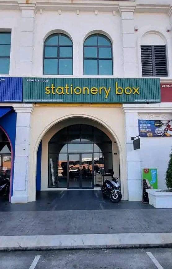 palamcore's tweet photo. Student UiTM Puncak Alam? Ini antara stationery store yang menarik di Puncak Alam yang akan memenuhi keperluan korang!

1.SPP Book Agency, Hillpark
2.Becon @ Puncak Alam, Hillpark 
3.Pustaka Rawang, Alam Suria
4.Stationery Box, Eco Grandeur 
5.FS Printing &amp; Stationery, Alam Suria https://t.co/FMJywaUyb6