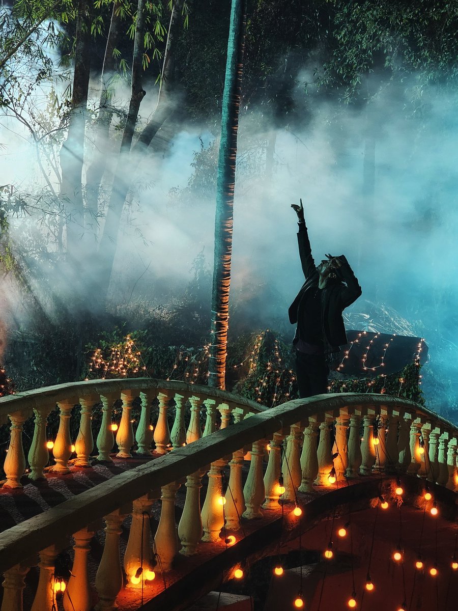 "Harshad Chopda as #RishabhKapoor is literally the best thing that happened this year 😭✨ Rishu will forever be my comfort character, the ultimate ITV ML everrr 🙌❤️🔥 My calm, composed, pookie, sunshine kapoor sooo itv fl coded 🥹🌸💫."
#HarshadChopda #Balh4 #Rishree