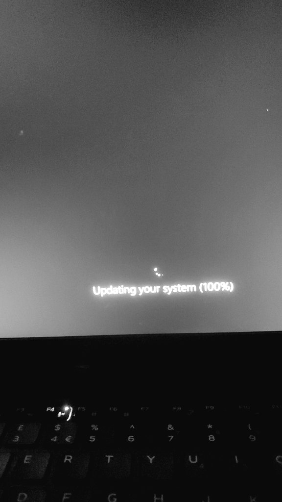 Taking longer than expected 😫😫 #Systems #Windows10