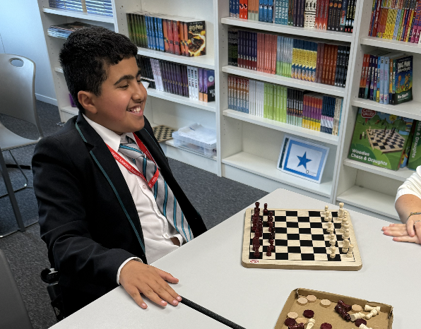 StarRadcliffe's tweet image. That smile says “checkmate” ♟️

Chess Club buzzing at STAR Radcliffe — strategy, resilience and quiet confidence in every move. 

Love the focus and sportsmanship on show. #ChessClub #Enrichment #STARvalues #Radcliffe
