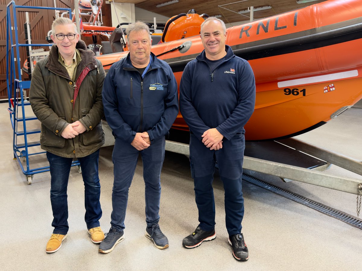 Carrybridge RNLI tweet media