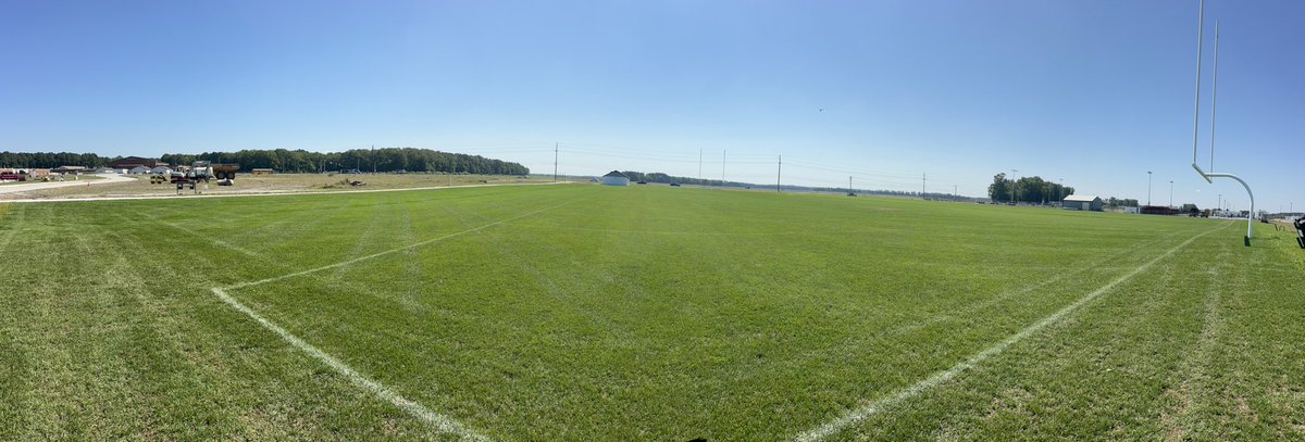 SussexTechTurf's tweet photo. Roughly  200,000 square feet of @BarenbrugUSA HGT Kentucky Bluegrass from @collinswharfsod  shining on this sunny September afternoon. https://t.co/UEk0QNeXm1