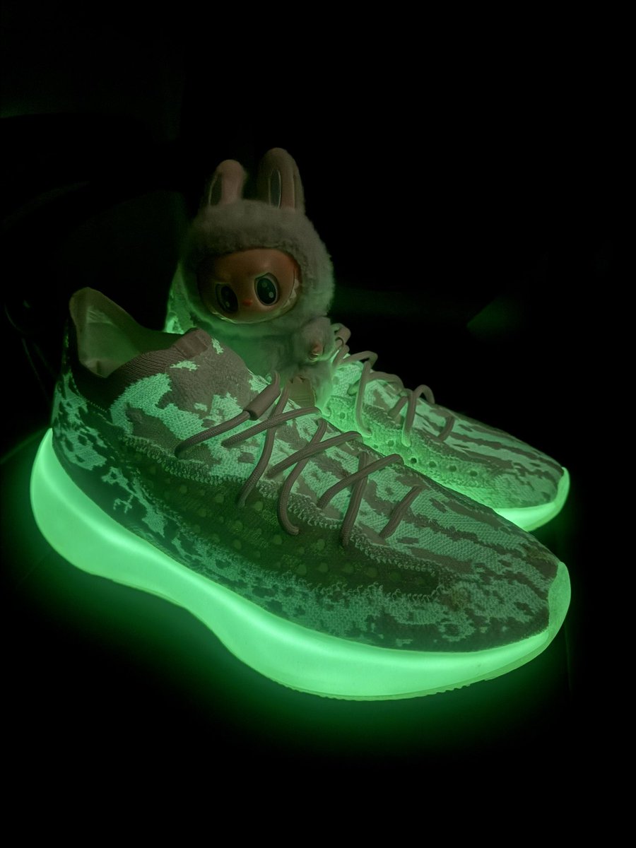 Fred_Jeter's tweet photo. Such an underrated shoe. Love these still. #Kotd https://t.co/sikKiJNzEi