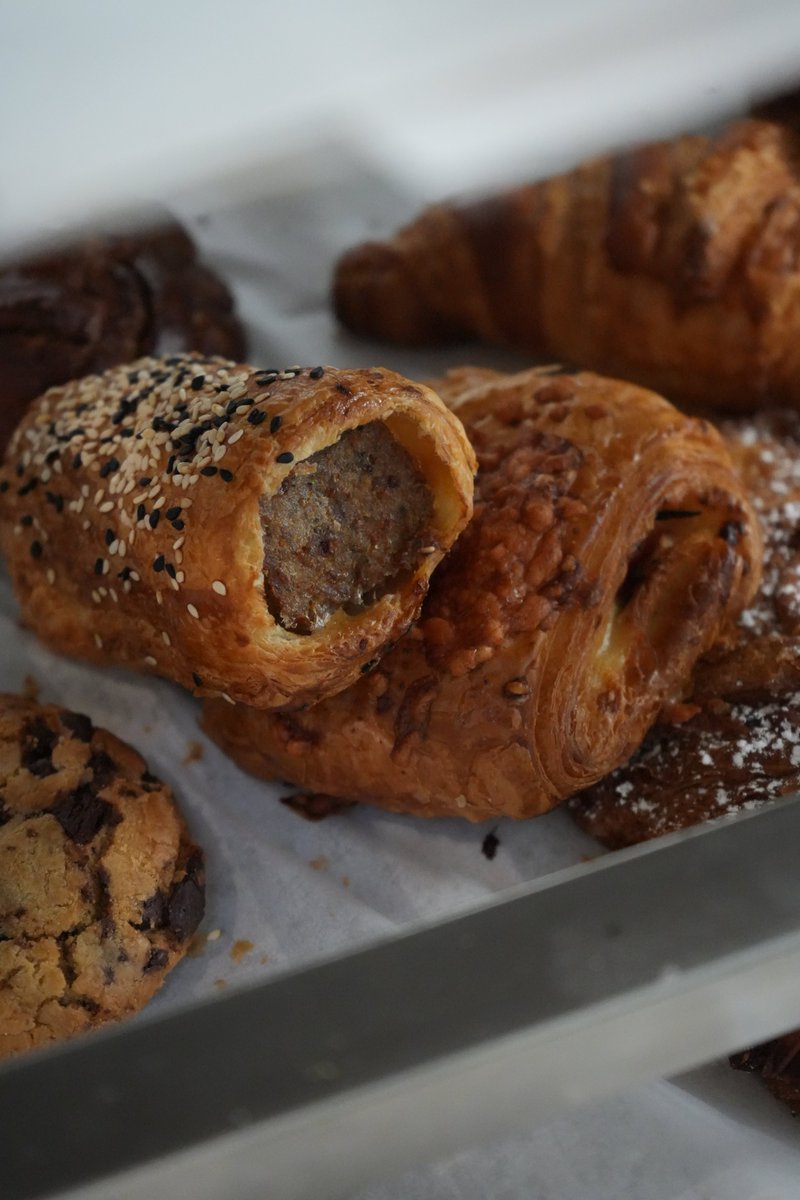 HoumiMesh's tweet photo. LAYERS BAKERY IN KENNINGTON
https://t.co/cr2VZfUyjm https://t.co/QoMk2zqMyk