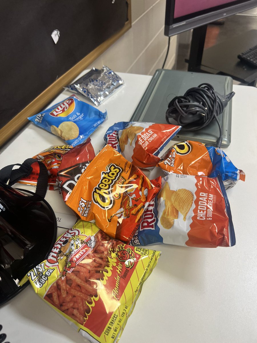 Donna W Thompson tweet media