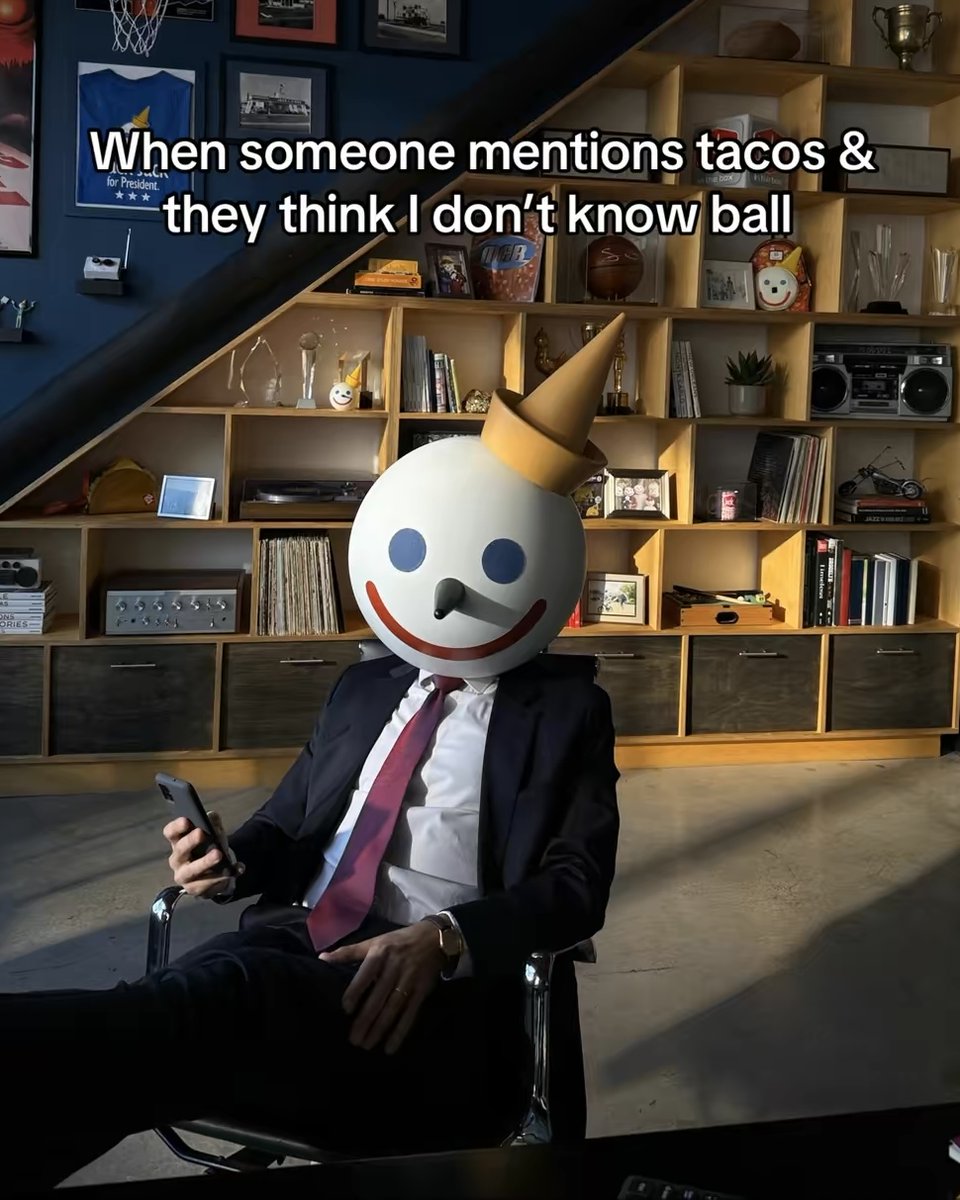 Jack in the Box tweet media
