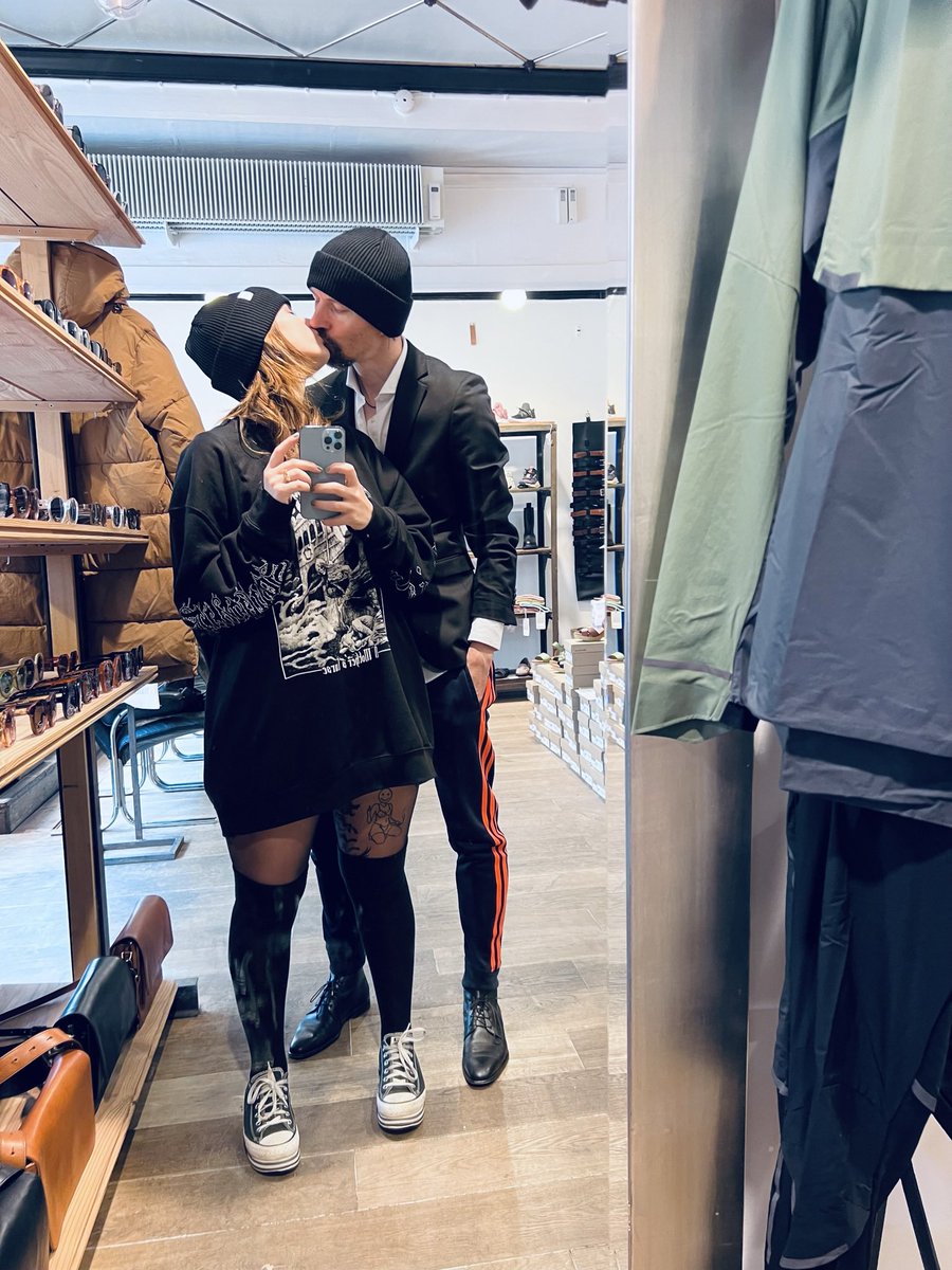 KnastKunst tweet media