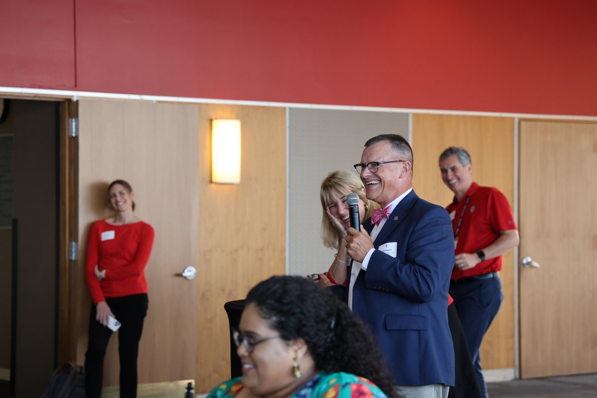 asmstudentgovt's tweet image. Prior to the start of the semester and into the school year, ASM has been meeting with a variety of leaders from @UWMadison including Chancellor Mnookin, the Chancellor's executive team and a variety of staff from University Health Services, Strategic Communications, (1/2)