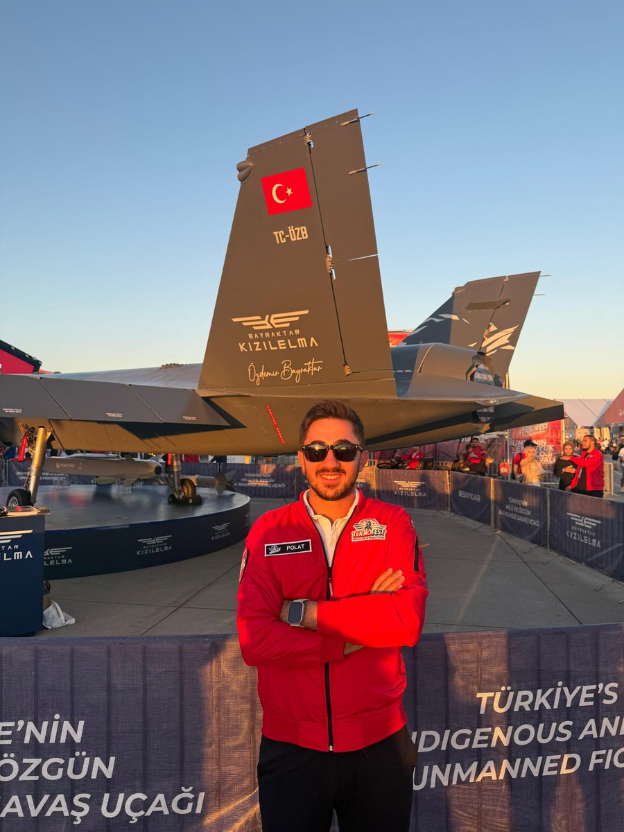 Tam bağımsız, güçlü ve müreffeh bir Türkiye için 🇹🇷✈️
.
.
.
#TEKNOFEST2025🚀