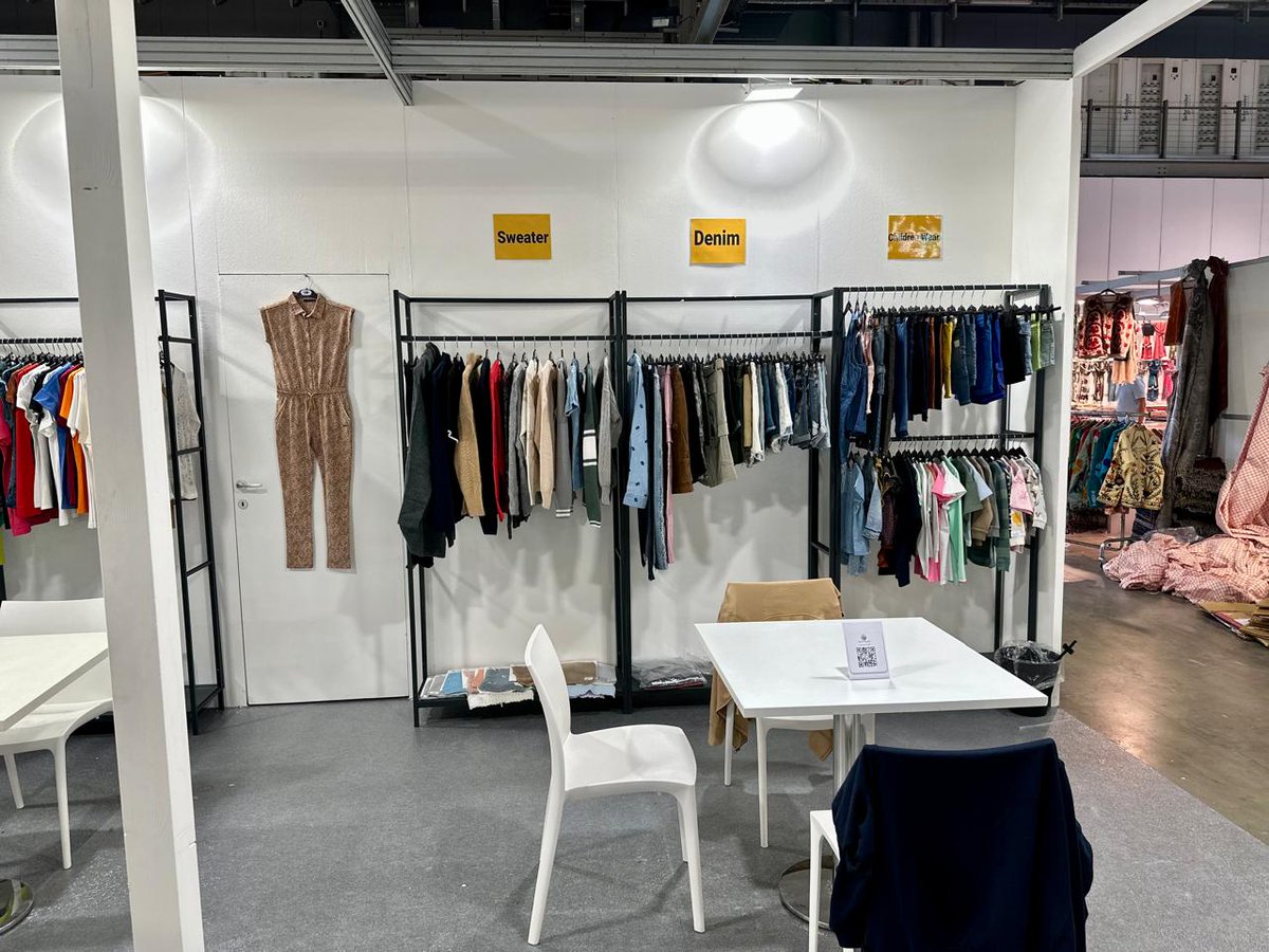 mnagrp's tweet image. We’re live at Milano Fashion &amp;amp; Jewels, Italy 🇮🇹!
Visit us at Hall 20 – Booth H56 K51 and explore our latest apparel collections.
Your next bestseller starts here! 👕👗✨
#MilanoFashion #ReadyToShow #FashionIndustry #ApparelSourcing #SustainableFashion