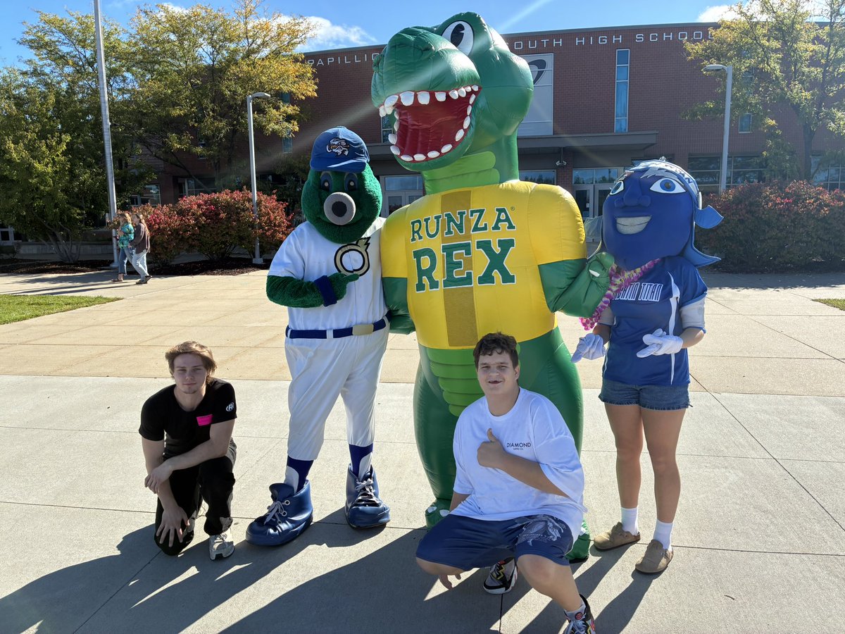Jeff Spilker (@jeffspilker) on Twitter photo Sometimes in life you get the rare chance to meet your heroes!  #HoCoParade Sometimes in life you get the rare chance to meet your heroes!  #HoCoParade