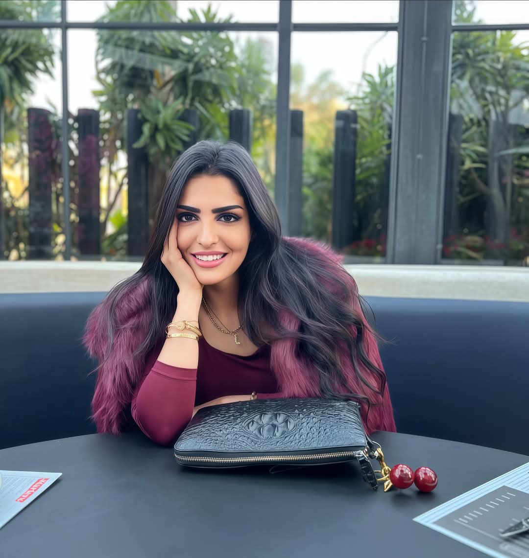 مساء الخير عليكم جميعا
مساء يحمل معه الطمأنينة والراحة واللحظات الجميلة 💜
اجعلوا مساءكم بداية فرح ونهاية هم ودعاء مُستجاب 🌹

مساء الخير لكل القلوب الطيبة