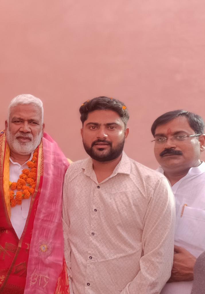 LThakurrss's tweet photo. उत्तर प्रदेश सरकार में जल शक्ति मंत्री आदरणीय श्री @swatantrabjp जी के बुलन्दशहर आगमन पर गुलावठी टोल प्लाजा पर स्वागत किया। https://t.co/qEB1VktFxC