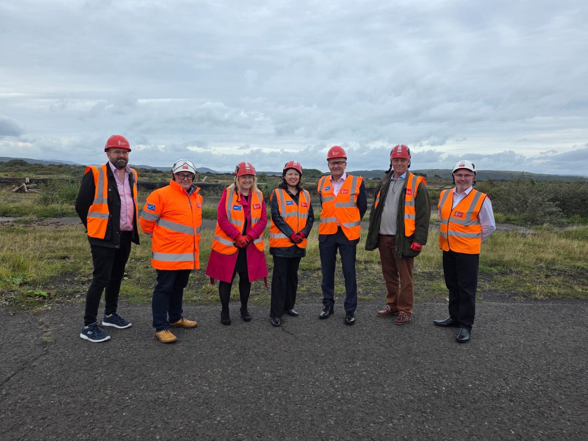 SP_NetZero's tweet image. Today, we also visited Hunterston Terminal to meet with @XLCC_UK &amp;amp; @PeelPorts to discuss Hunterston Port and Resource Centre (PARC) &amp;amp; the Ardrossan Harbour redevelopment project. 

Our thanks to @XLCC_UK &amp;amp; @PeelPorts for hosting us and thanks to Irene Campbell MP for joining us.