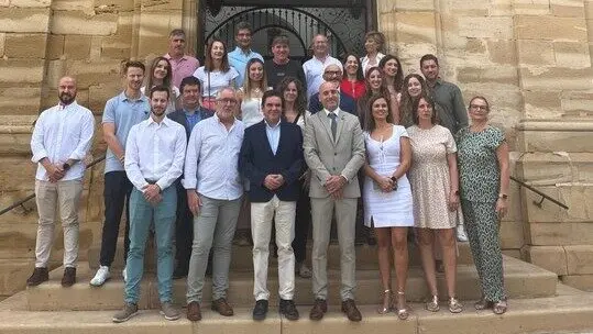 Porcuna dedica una calle a sus #fisioterapeutas, un homenaje único en Andalucía y España: la calle 21 de Octubre, que pasa a llamarse calle Fisioterapeutas de #Porcuna

🥲👏

andaluciainformacion.es/articulo/provi… a través de <a href="/andaluciainf/">Andalucía Información</a>