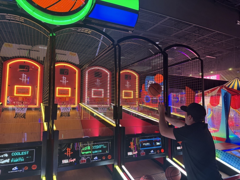 EssencyWater's tweet photo. Work hard. Play hard. Build together.

Part of the Essency team took some time out for a fun team-building activity, and it was all laughs, good vibes, and a reminder that the best ideas come from working together.

Big things ahead, powered by a strong crew. https://t.co/iCJszRMqQK