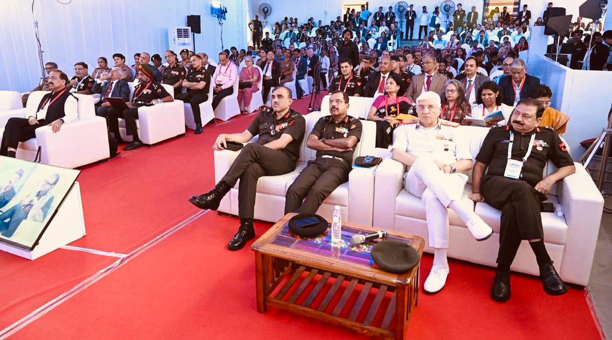 dgafms_mod's tweet image. The Association of Physicians of India (#API)–#AFMS National Pulmonology Conference commenced at #AICTS Pune on 19 Sep 25 with an inaugural address by Lt Gen PP Rao, Director &amp;amp; Comdt &amp;amp; #AFMC &amp;amp; Col Comdt AMC. Organised by the Dept of Respiratory Medicine, #AICTS, the 3-day…