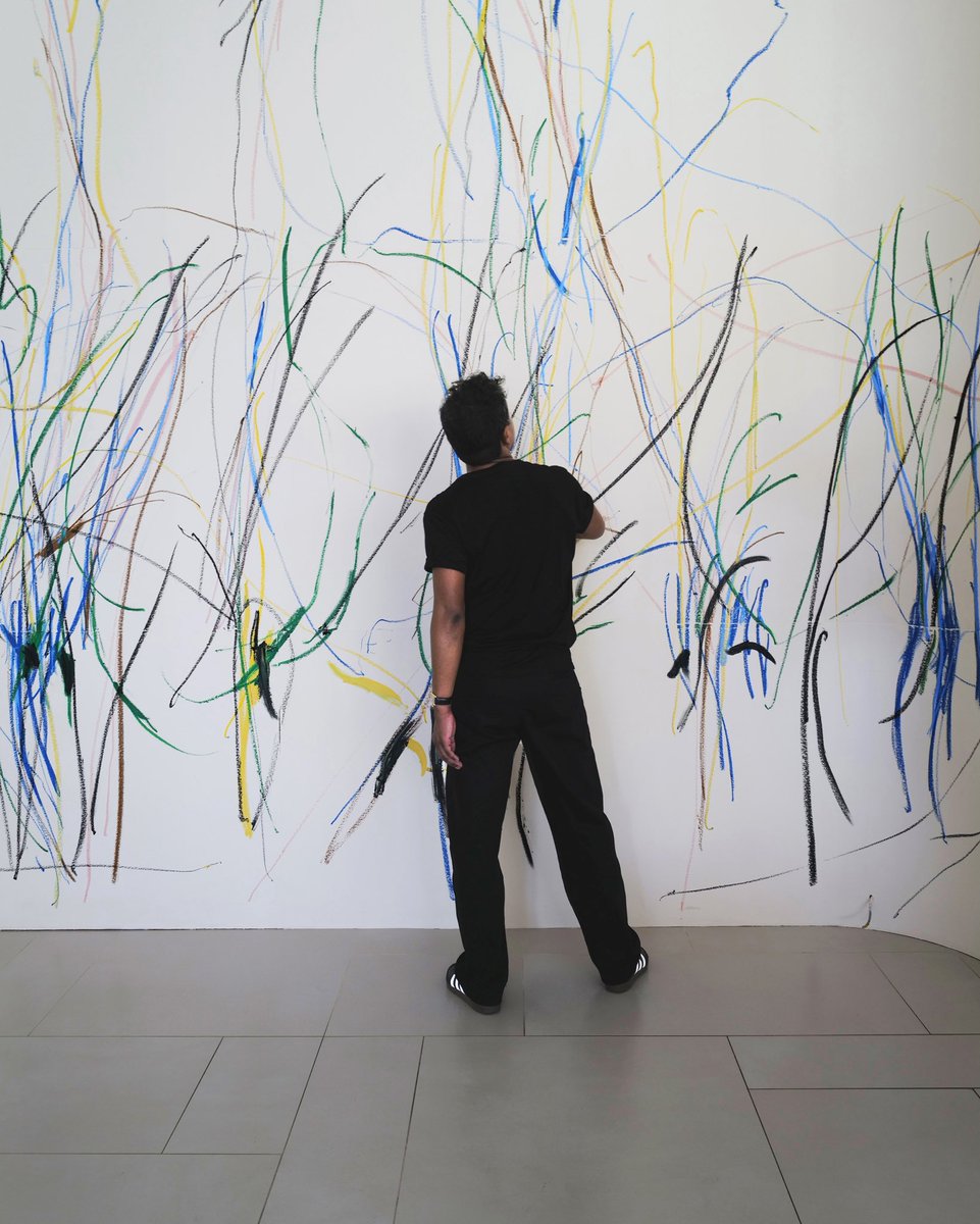 Joël Andrianomearisoa’s collaboration with Cheval Blanc for their new resort Cheval Blanc Seychelles. 

He created in situ paintings for the main restaurant of the hotel by designing the fresco, the logo and the tableware for LE WHITE restaurant.