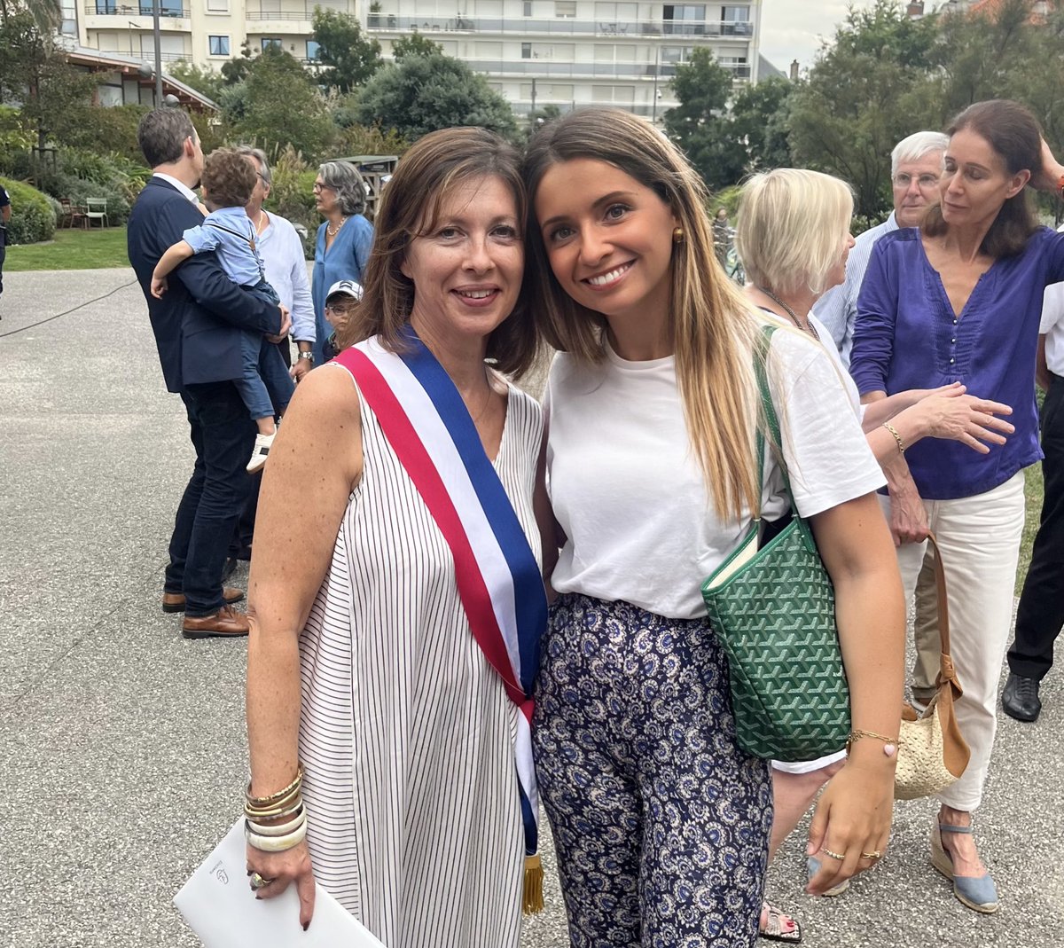 Emmanuelle Brisson tweet media