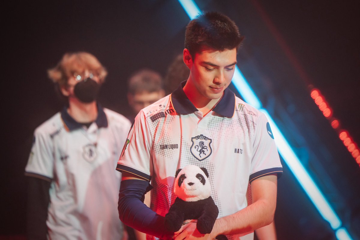 2-1 vs <a href="/EDG_Edward/">Edward Gaming</a> 
What a game. I am glad that we won today, but it was a hard game. 
Time to prepare for next match. Need to come stronger. 

#LetsGoLiquid #ValorantChampions