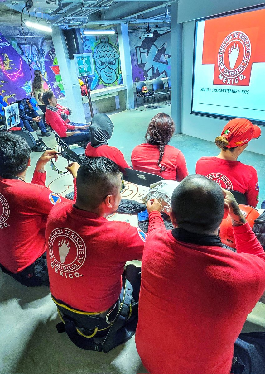 Topos® México tweet media