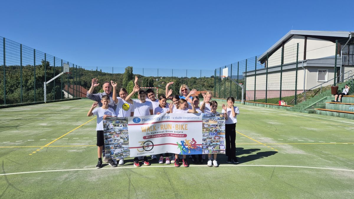 HFI1995's tweet image. Youngsters in #Croatia have been active in #WalkRunBike events organised by @HumanityFirstHR