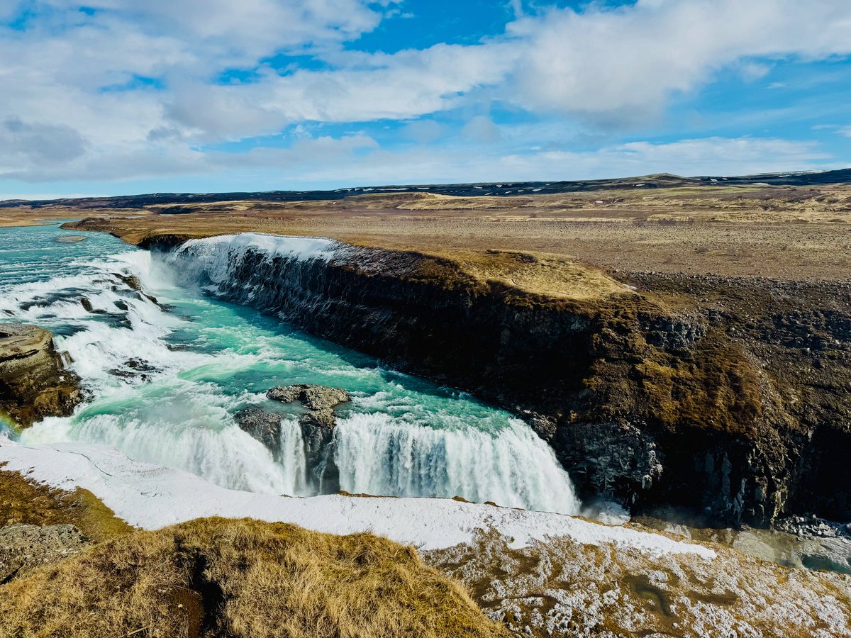 cado's tweet image. golden- #gullfoss #iceland 
inst: @cadoeva 
.
#spring Abril 2025
.
#waterfall #ice #glacier #river #montain #nature #landscape #heritage #road #roadtrip #architecture