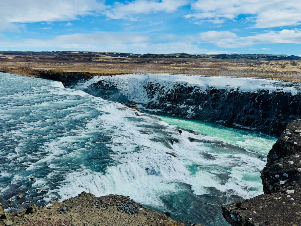 cado's tweet image. golden- #gullfoss #iceland 
inst: @cadoeva 
.
#spring Abril 2025
.
#waterfall #ice #glacier #river #montain #nature #landscape #heritage #road #roadtrip #architecture