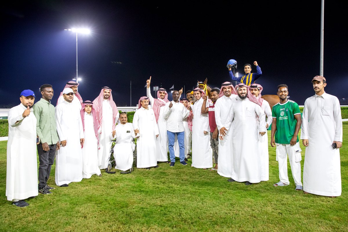 نتيجة الشوط الـ 8 الحفل ( 17 ) 
بـ رعاية " مجموعة بوتيك " 
<a href="/boutiquegroupsa/">Boutique Group | مجموعة بوتيك</a> 

◻️الفائز : الاهم
◻️المالك : اسطبل العرب
◻️المدرب : سلطان بن جلال
◻️الخيال : اصيل السرحاني
◻️المسافة : 2000م

#نادي_سباقات_الخيل🐎
#موسم_سباقات_الطائف