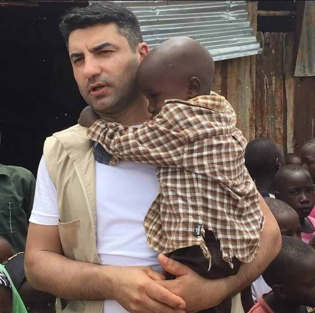 Selamünaleyküm kıymetli kardeşlerim sayfamda ciddi manada etkileşim sorunu yaşıyorum bu yüzden duyarlı kardeşlerimden rt beğeni ve yoruma nokta dahi olsa destek olursanız sevinirim.

Şimdi den destek olan herkese çok teşekkür ederim. 🇵🇸🇹🇷