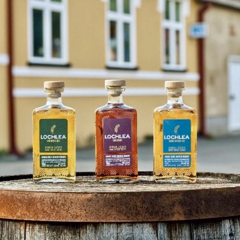 From Field To Cask, A Legacy In Three Chapters. 🌾🥃

Lochlea’s 2025 Single Estate Collection Showcases The True Grain-To-Glass Story Of This Rising Lowland Distillery.

TAP 👉 go.caskcartel.com/4pinRe8

#CaskCartel #CartelHour #LochleaWhisky #SingleEstateCollection #LowlandWhisky