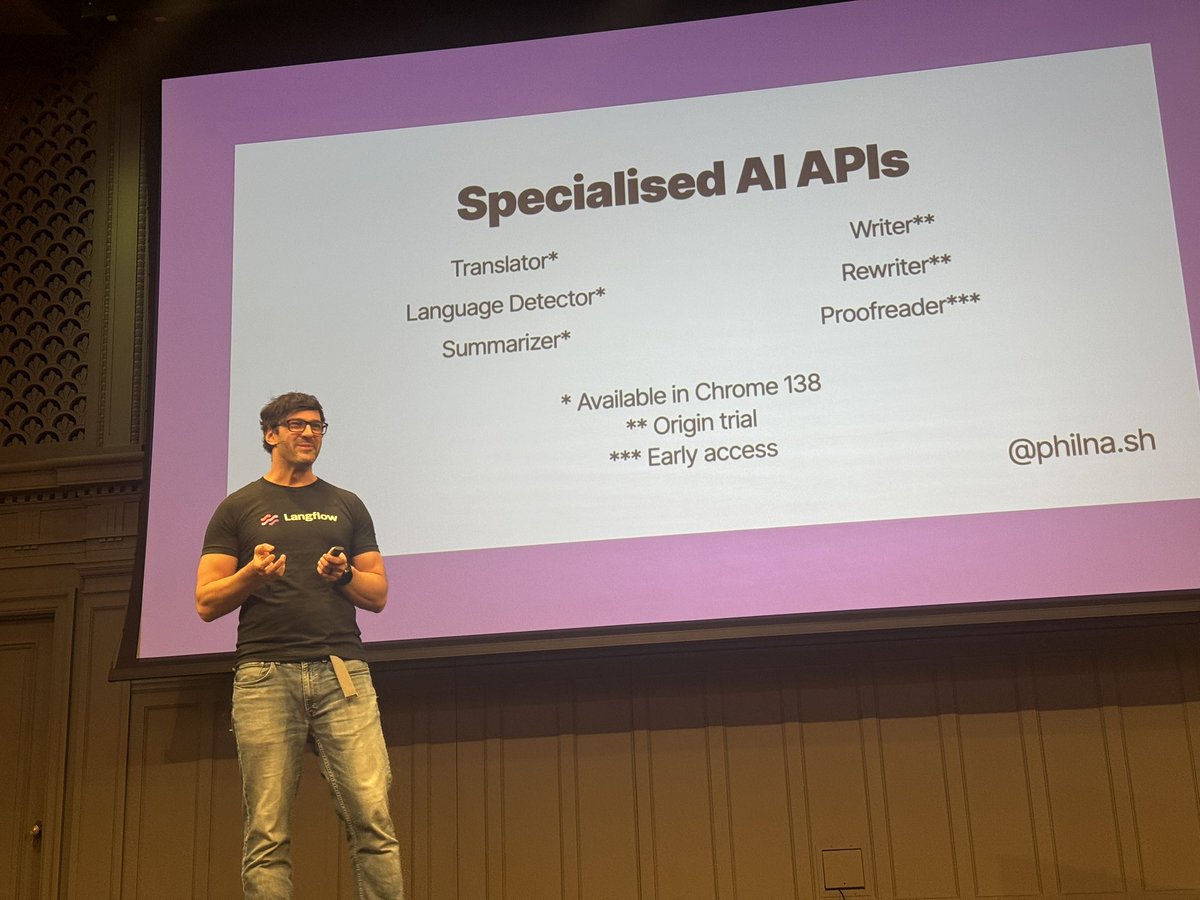 What a start to day two of <a href="/CascadiaJS/">CascadiaJS 🇺🇸 🇨🇦</a> with <a href="/philnash/">Phil Nash @ #CascadiaJS</a> talking about the experimental AI APIs in Chrome that web developers can use for browser-local AI use cases