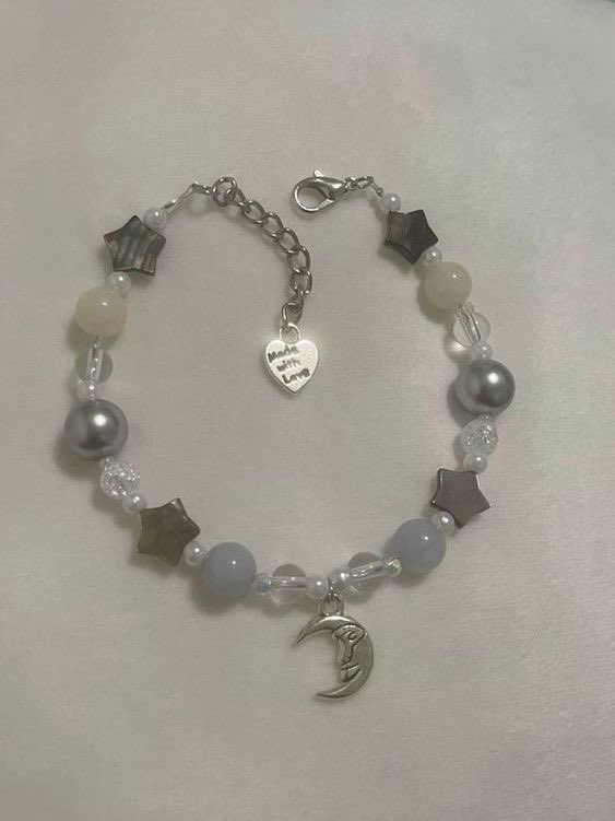 irls would argue that i already dress like this 🙂‍↕️✌️