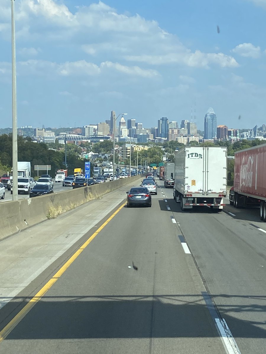 CoachNorwell's tweet image. Heading north to open conference play!! #EarnIt #STP