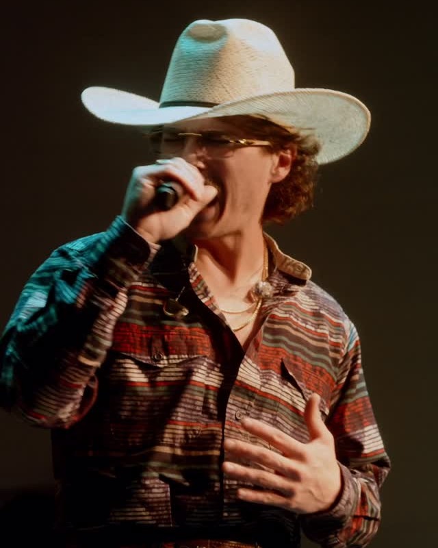 missionballroom's tweet photo. it's a country night at mission 🤠

tickets are on sale now for @thebraxtonkeith &amp; @RandallKingBand's denver takeover on jan 15 🎶 https://t.co/BdQX61LVFK