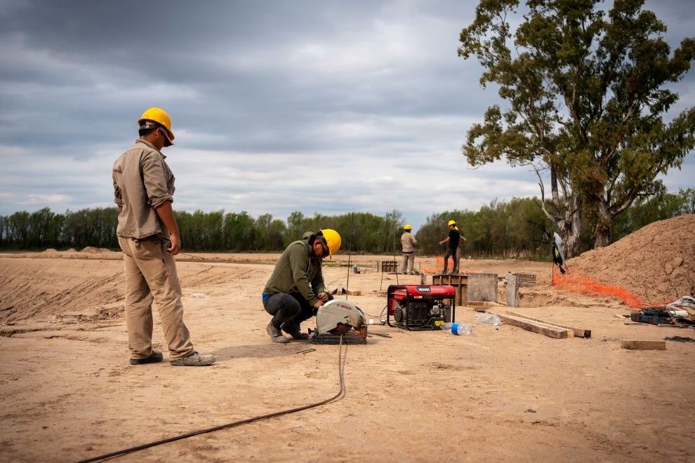 MartinLlaryora's tweet image. En un contexto en el que en gran parte del país se han paralizado las obras públicas, Córdoba no para. Los recursos de los cordobeses se transforman en proyectos que generan #progreso, empleo y mejor calidad de vida.

En la ciudad de #Almafuerte, departamento Tercero Arriba,…