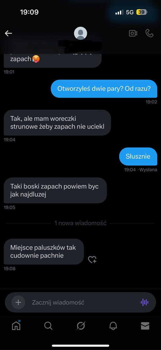 GoddessSander's tweet photo. Ten szczęśliwiec ma już paczkę 🫠🥵
A ty? Nadal się zastanawiasz⁉️
Wystarczy napisać z odpowiednią daniną w DM 💸💸 
poczuj Mój boski zapach przed Moim urlopem😵‍💫👃
#sprzedaż #zapach #skarpetki #bielizna
@rt_feet @user385u @rt_find @RTNiewolnik https://t.co/yW5RW3BP4U
