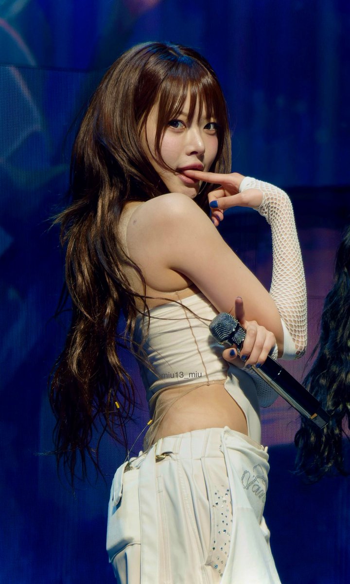 miu13_miu's tweet photo. #LE_SSERAFIM #르세라핌 #은채 #EUNCHAE #EASY_CRAZY_HOT_IN_SEATTLE https://t.co/0SmqeIhybi