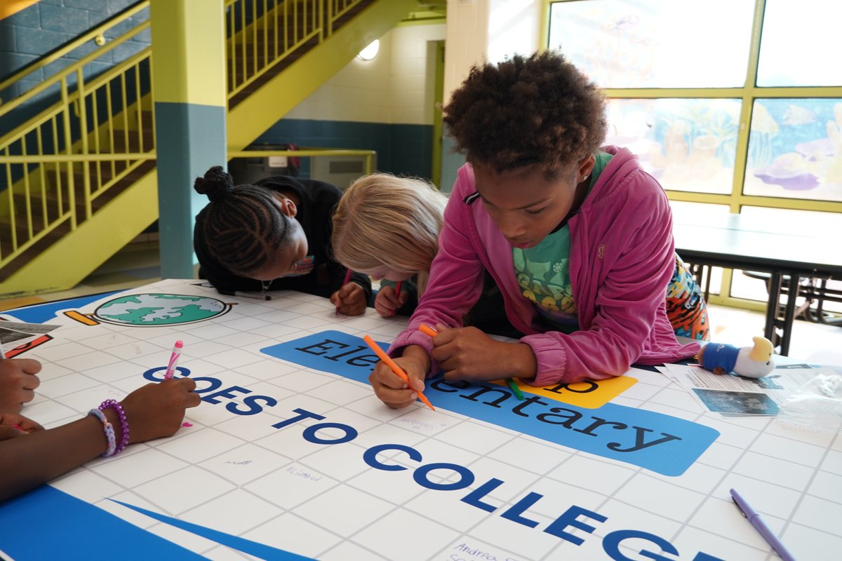 DaytonSchools's tweet photo. #WhyApply Day was celebrated across the district! 🎓 Today is a day for staff to rep their alma mater and share with students why they should apply for college.
Schools celebrated by bringing in college admissions, pep rallies, and even their own "College Signing Day"! https://t.co/lyqV5p23Kx