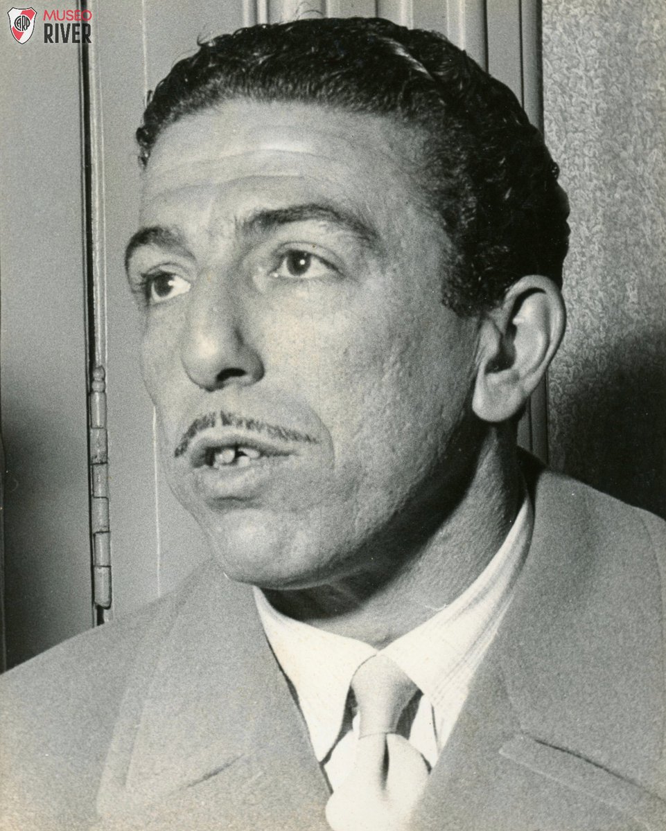 🔙📆 #UnDíaComoHoy, hace 42 años, Ángel Amadeo Labruna pasaba a la inmortalidad en el corazón de los riverplatenses, dejando un legado eterno de gloria y amor por nuestros colores. ♾️