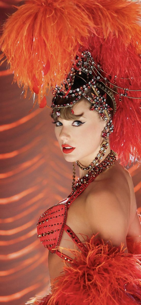 taylor swift lock screen

#tsthelifeofashowgirl 

please retweet and like if you save -m