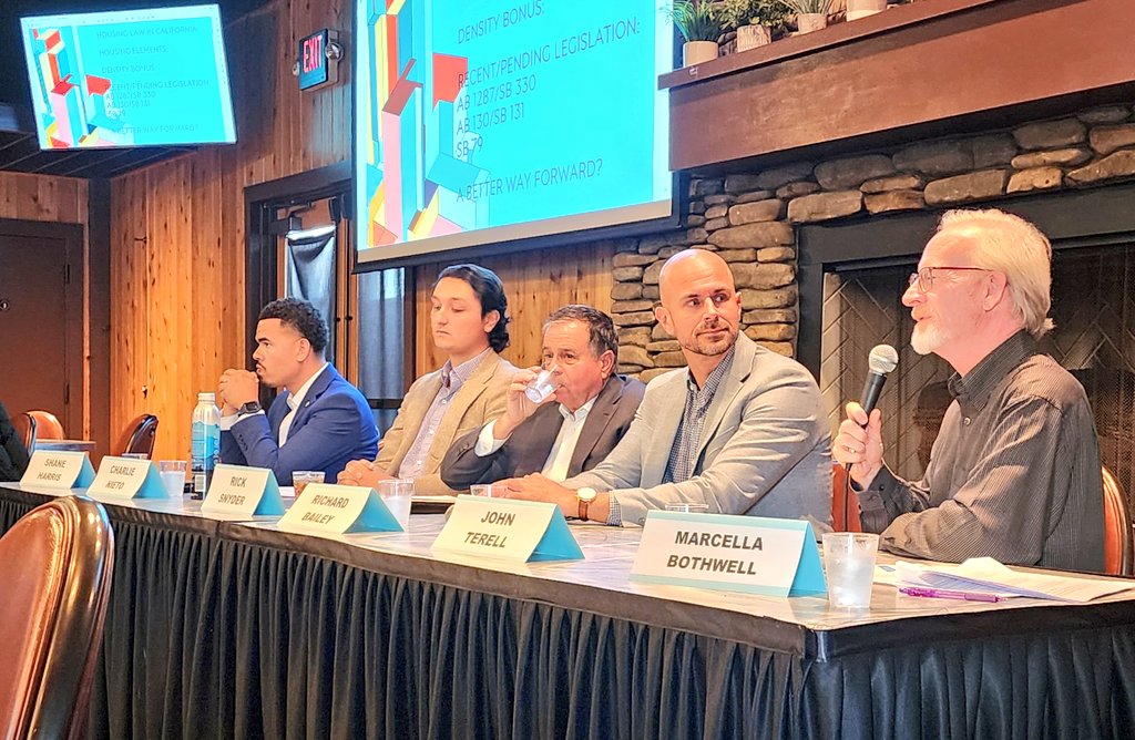 neighbors4CA's tweet photo. Thought-provoking night at the NFABC Town Hall! ✨ Panelists &amp; neighbors came together for honest discussion on housing shortages, legislation &amp; affordability with a focus on sensible housing solutions for California.

#NFABC #SaveCaliforniaNow #CaliforniaHousing https://t.co/VKUOvL1vby