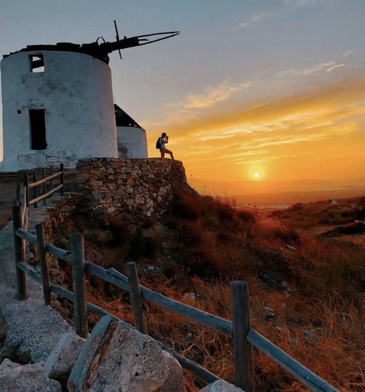 Golden hour in the Mediterranean: a silence that speaks.

Moments like these aren’t planned, they’re discovered. Let Anemos Tours lead you there.

#AnemosTours #GreeceUnfiltered #SunsetEscape