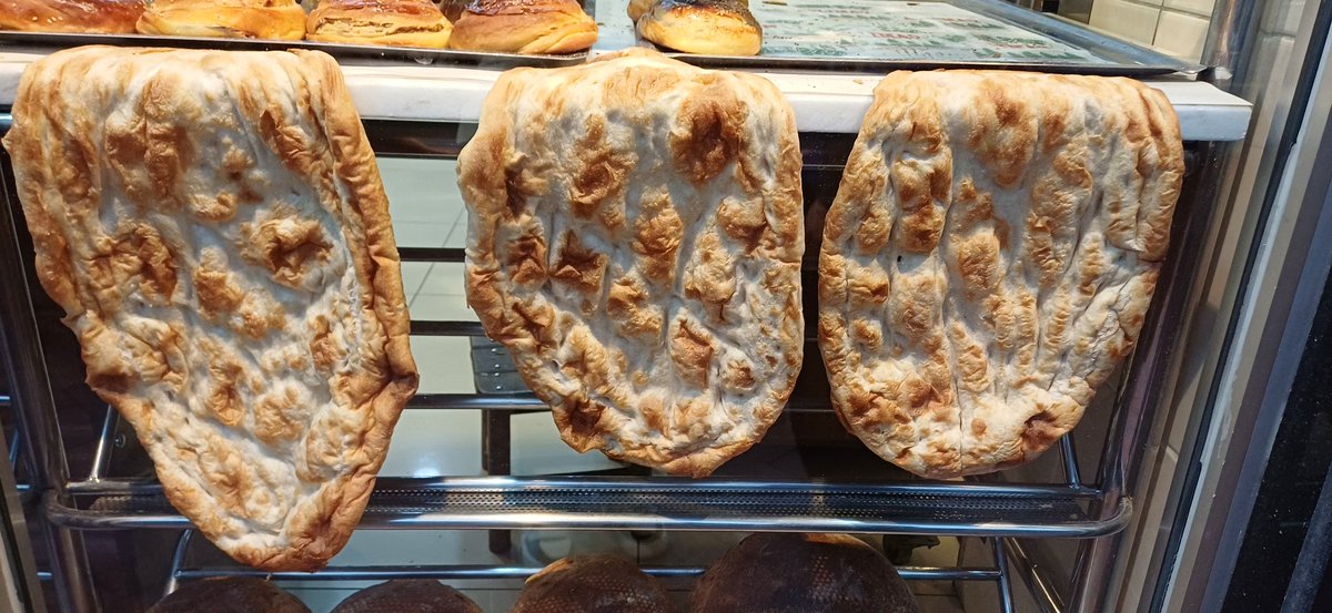 Eriyen Saatler / Eriyen Pideler