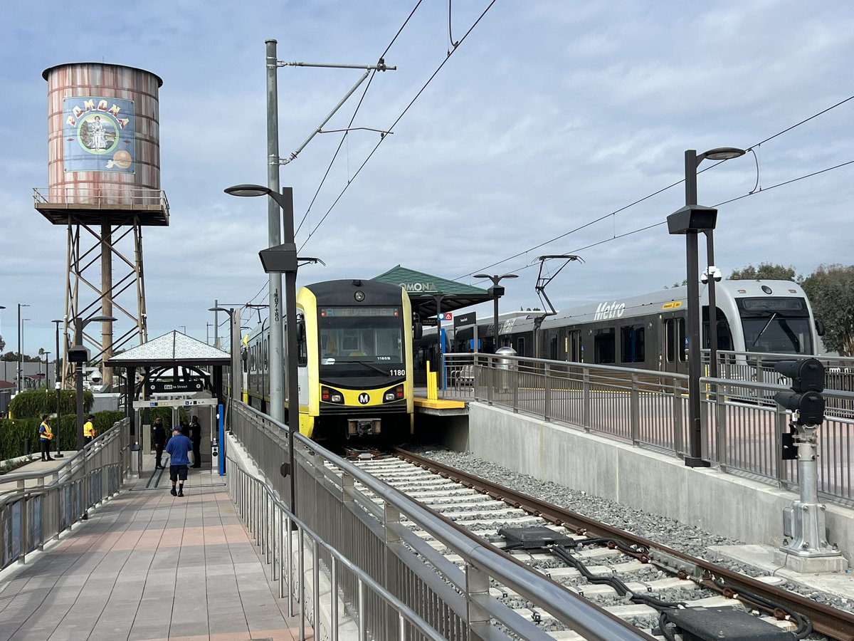 Sneak peak at four new stations opening later today along LA Metro’s A (Gold) Line, which now connects Pomona to Long Beach. What was already the longest light rail line in the world is now 9 miles longer. Passenger service starts at noon.